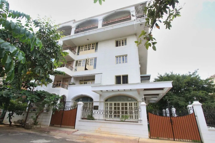 OYO 10004 Sanjay Nagar