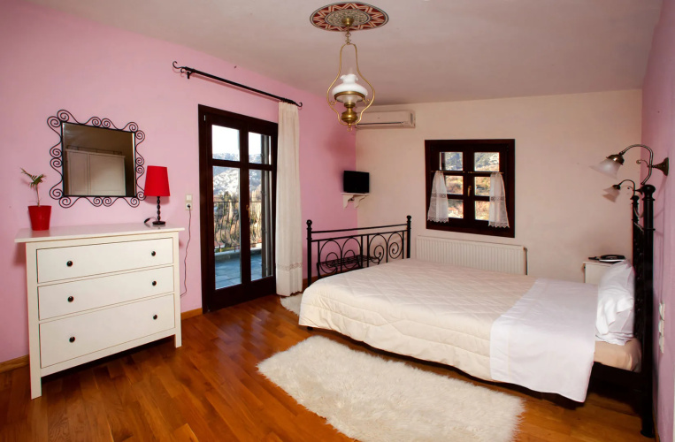 Erofili Hotel and Suites