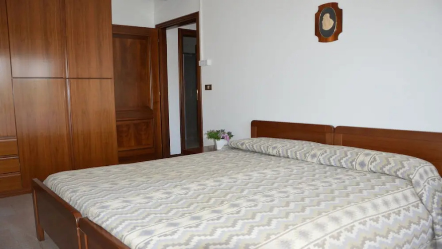 Charming Apartment Close to the Beach