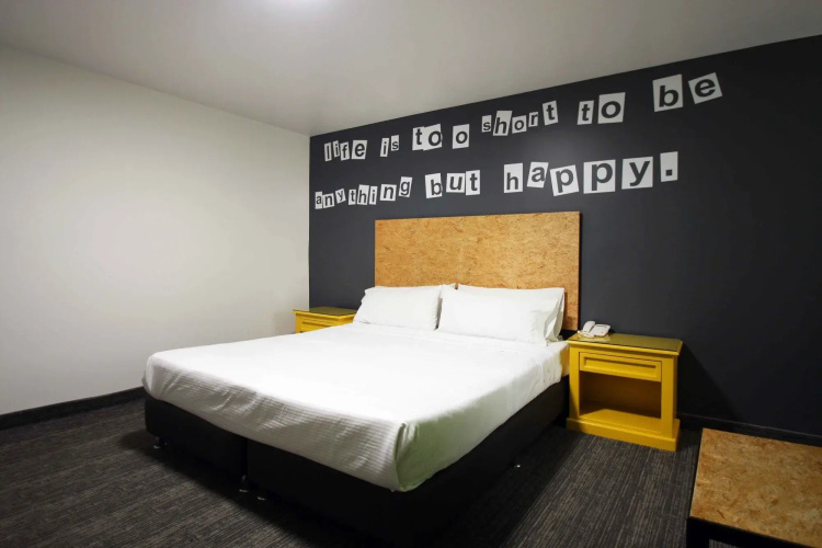 B My Hotel