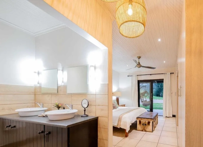 Standard Cottage
