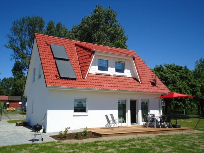 4 Bedrooms Cottage