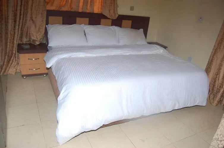 Bella Rose Hotel