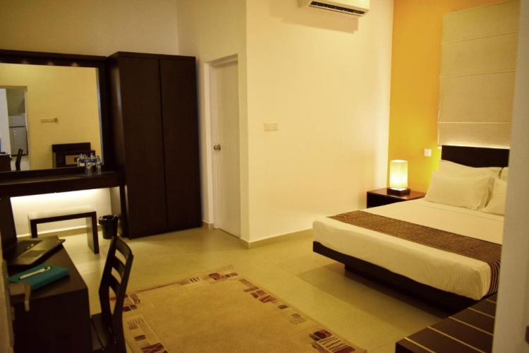 2 Bedrooms Apartment