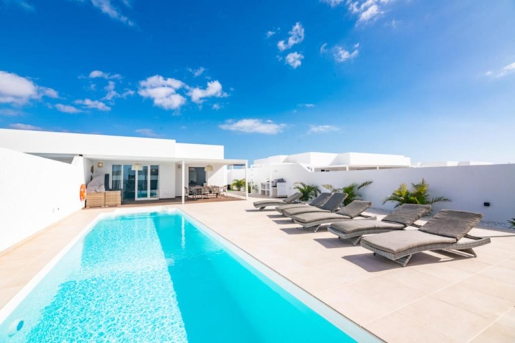 Superior Villa