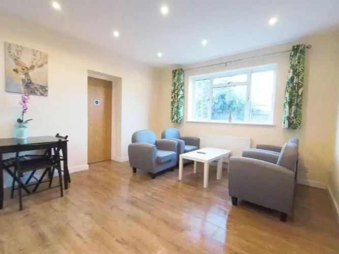 3 Bedrooms Double Apartment