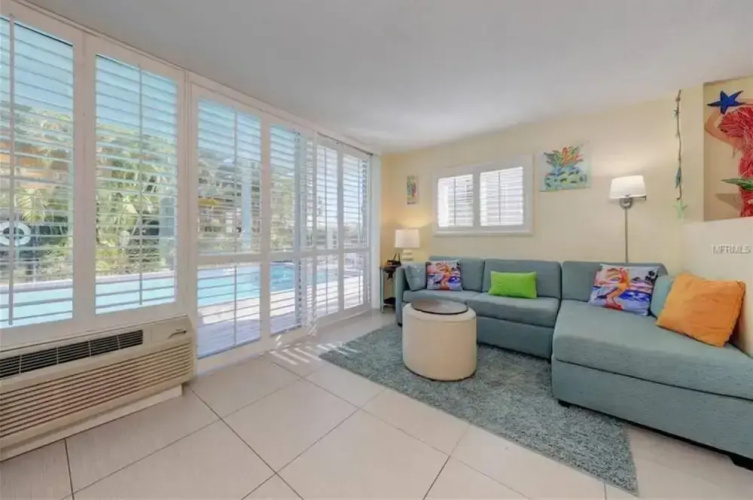 2 Bedroom Waterfront Pool Side!