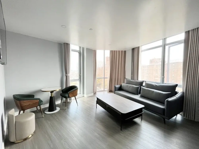 Deluxe Suite with city view