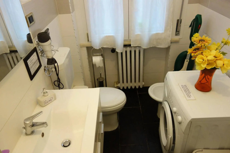 Europe station rooms