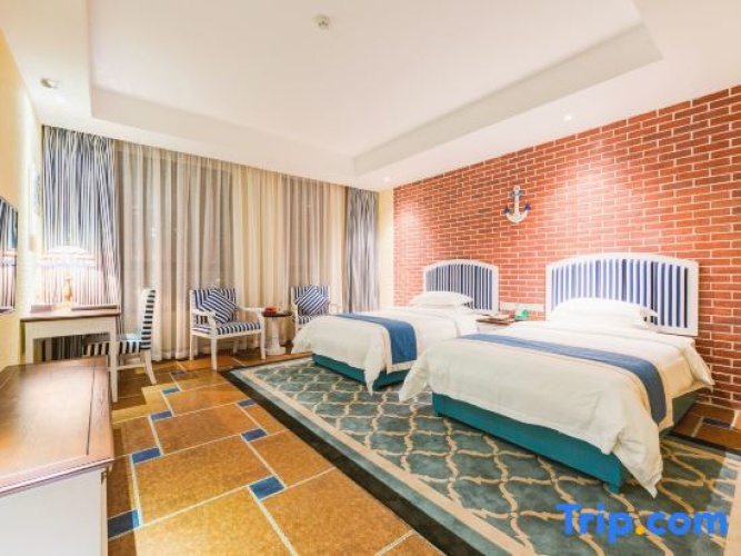 Superior Twin Suite