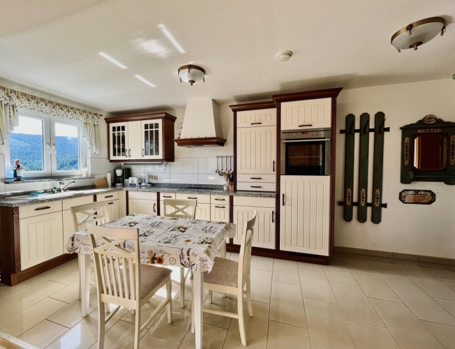 2 Bedrooms Comfort Apartment with mountain view