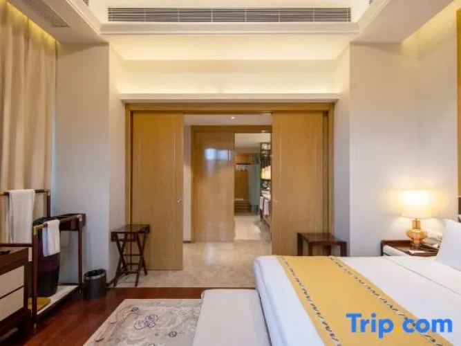 1 Bedroom Villa with lake view