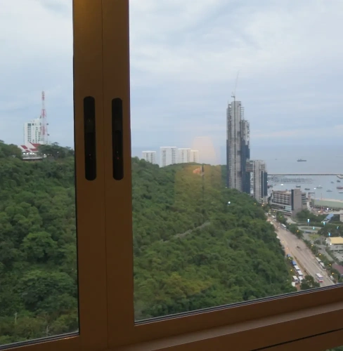 2 Bedrooms Apartment with balcony