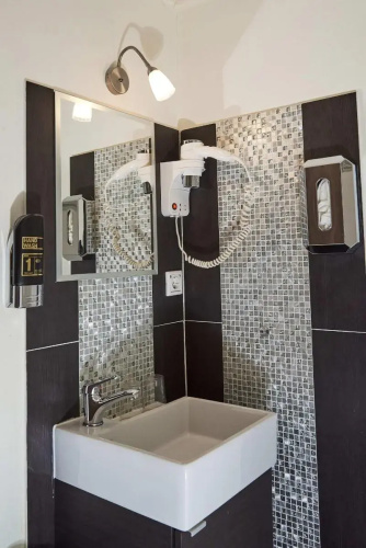 Townhouse Hotel