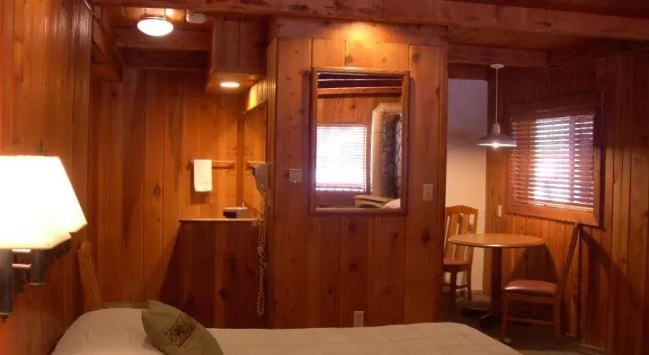 Timberline Lodge - Arnold - Bear Valley