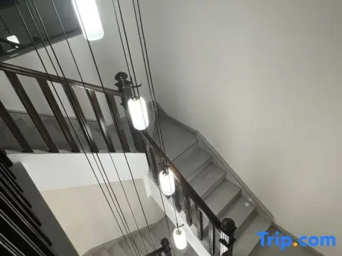 Tengchong Cailing Hotel