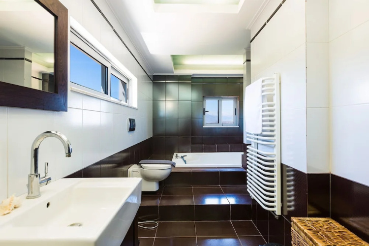 Villa O2 - With Private Heated Pool