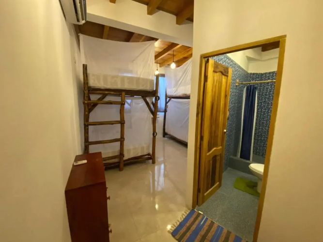 Hidden House Hostel