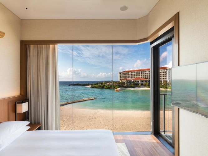 2 Bedrooms Beach House