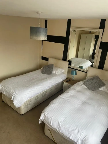 Economy Twin room