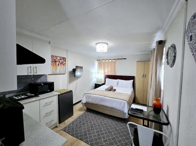 Economy Studio