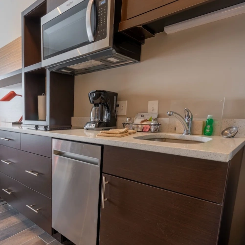 1 Bedroom Suite