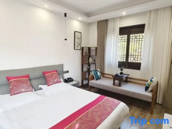 Standard Double room with river view