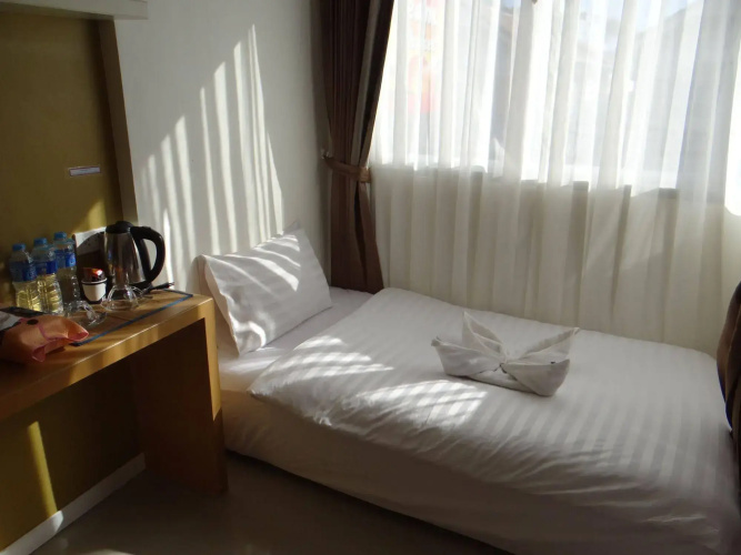 Tropical Sunset Hotel Patong