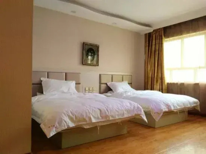 Luzhu Hotel