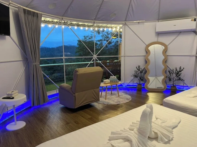 Standard room with balcony