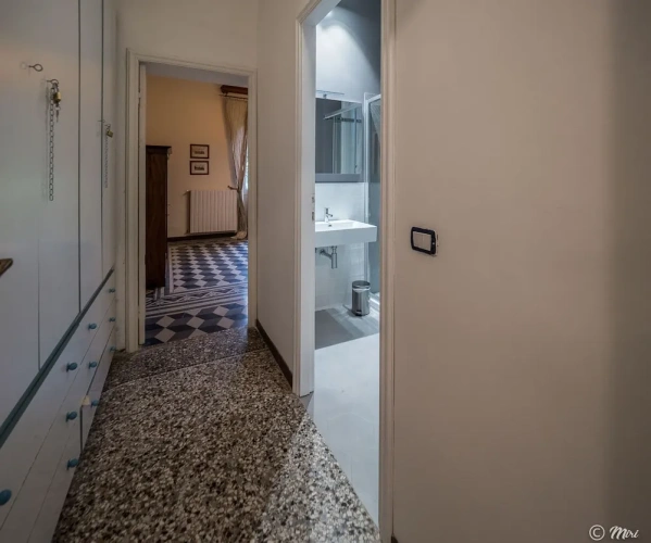 5 Bedrooms Luxury Double Apartment