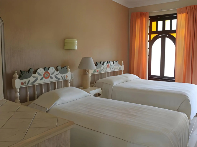 Hotel Cabanas Maria del Mar