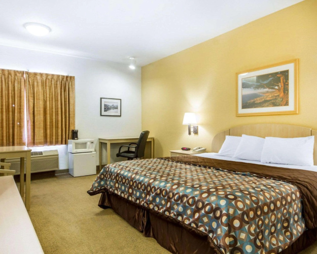 Pacific Coast Inn