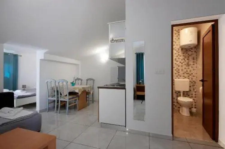 City Pool Apartments Novalja