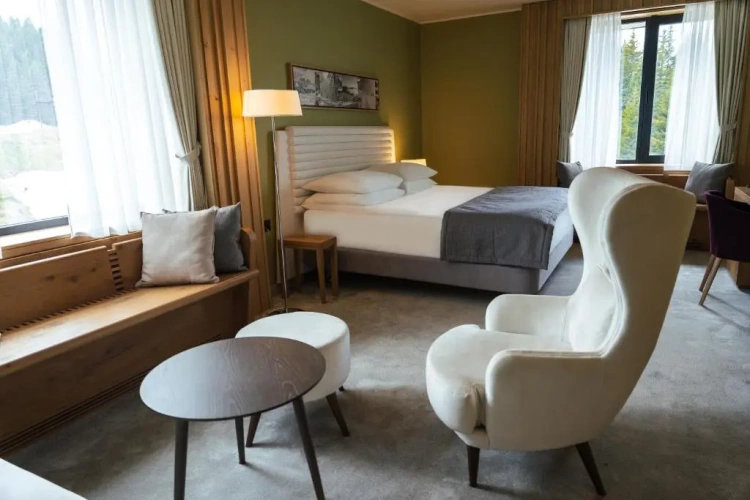 Deluxe Family room
