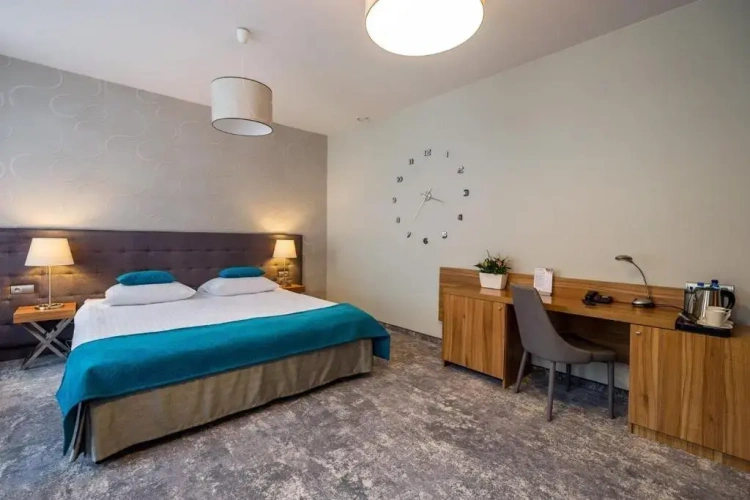 2 Bedrooms Double Apartment