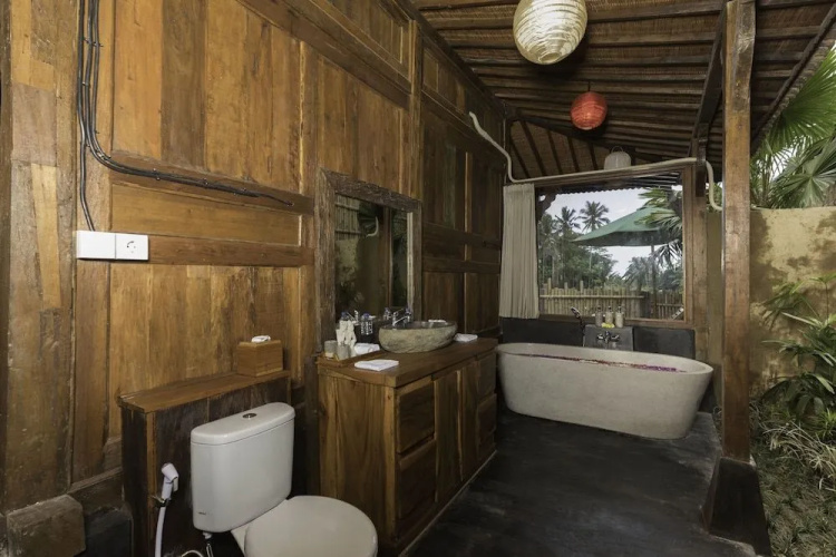 Kawan Antique Ubud Villa