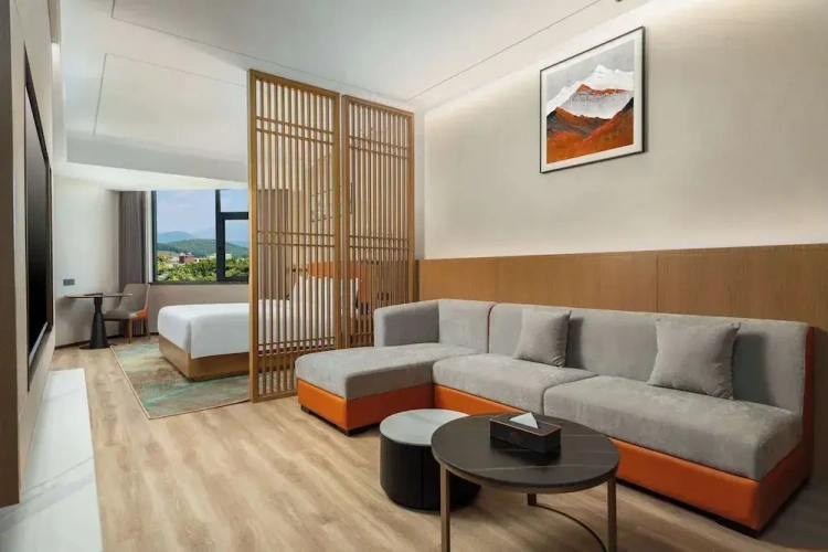 Double Suite