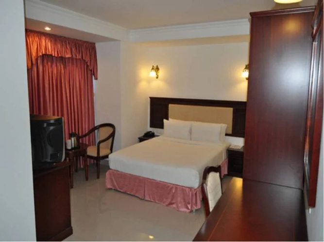 Hamilton Hotel