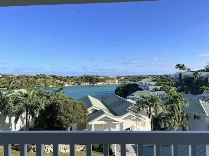 Double Suite with balcony and with water view
