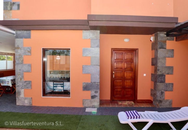 3 Bedrooms Cottage