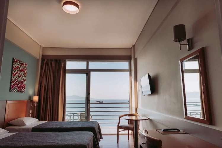 Deluxe Double room with balcony and with sea view