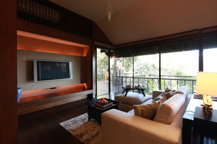 Hill Lodge Over view