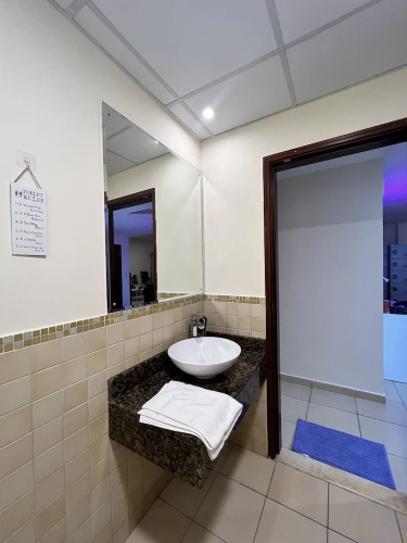 Robin Beach Hostel JBR