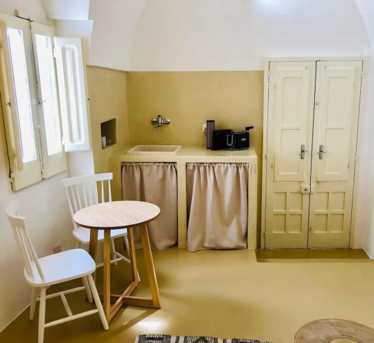 Economy Double Basement room
