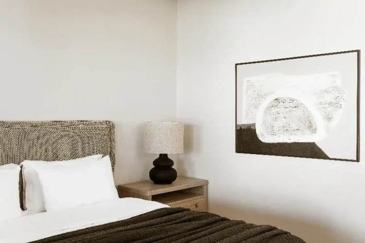 2 Bedrooms Suite with balcony and with sea view