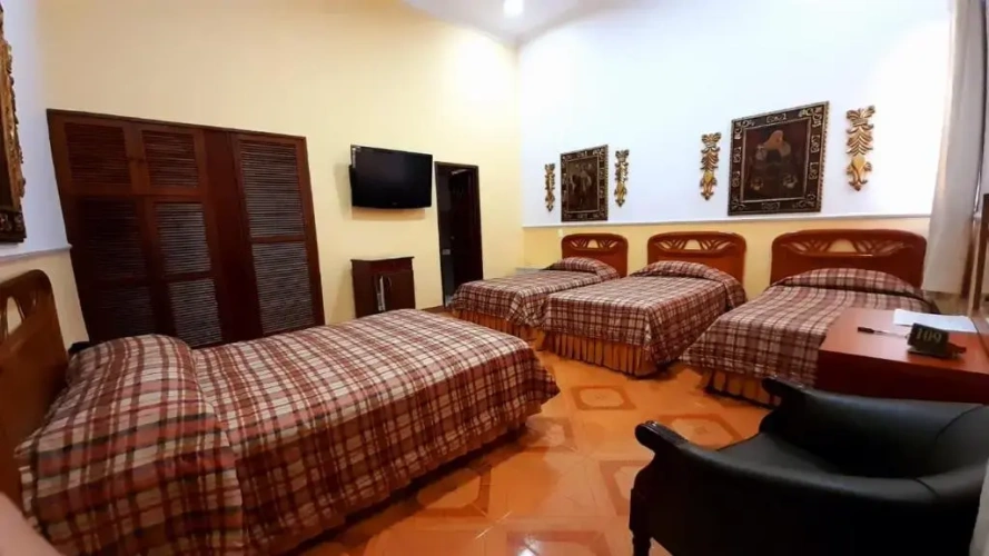 Classic Quadruple room