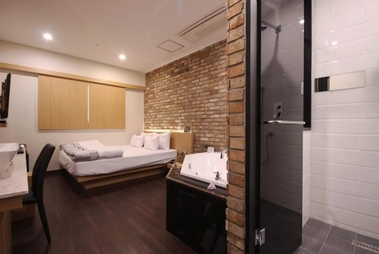 Nampo Comma Hotel