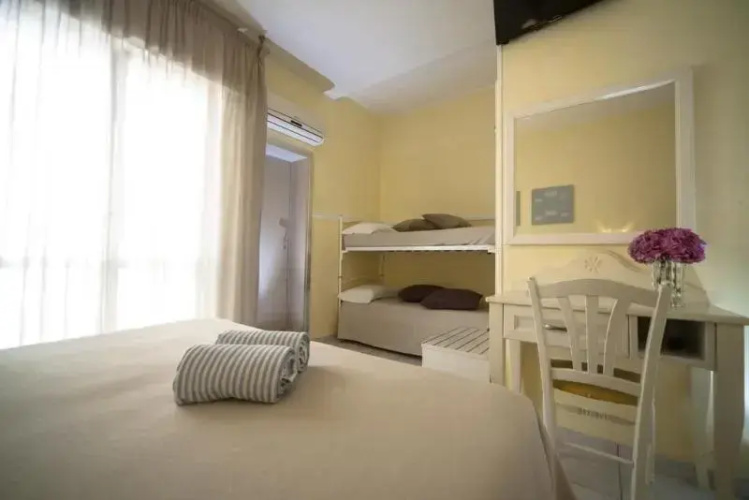 Hotel Antares
