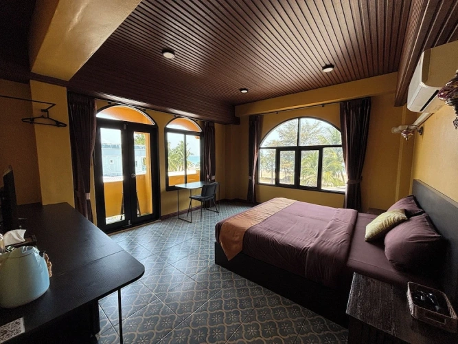 Deluxe Double room with balcony and with sea view